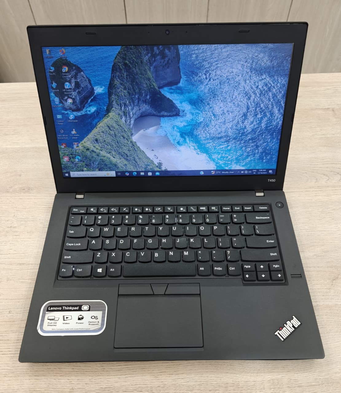 Slim light weight  👉  LENOVO THINKPAD T450